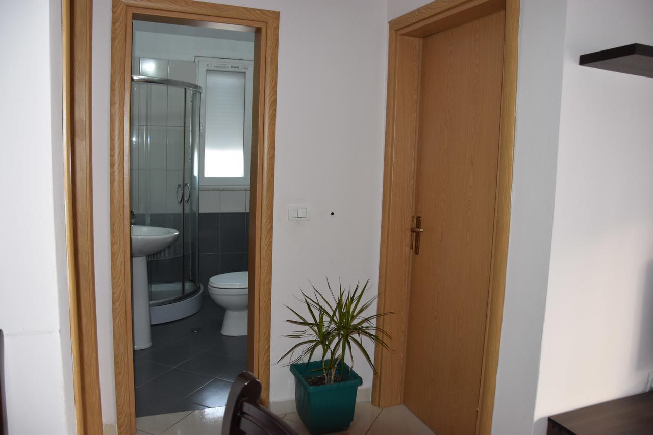 Star Apartments Durres Exterior photo